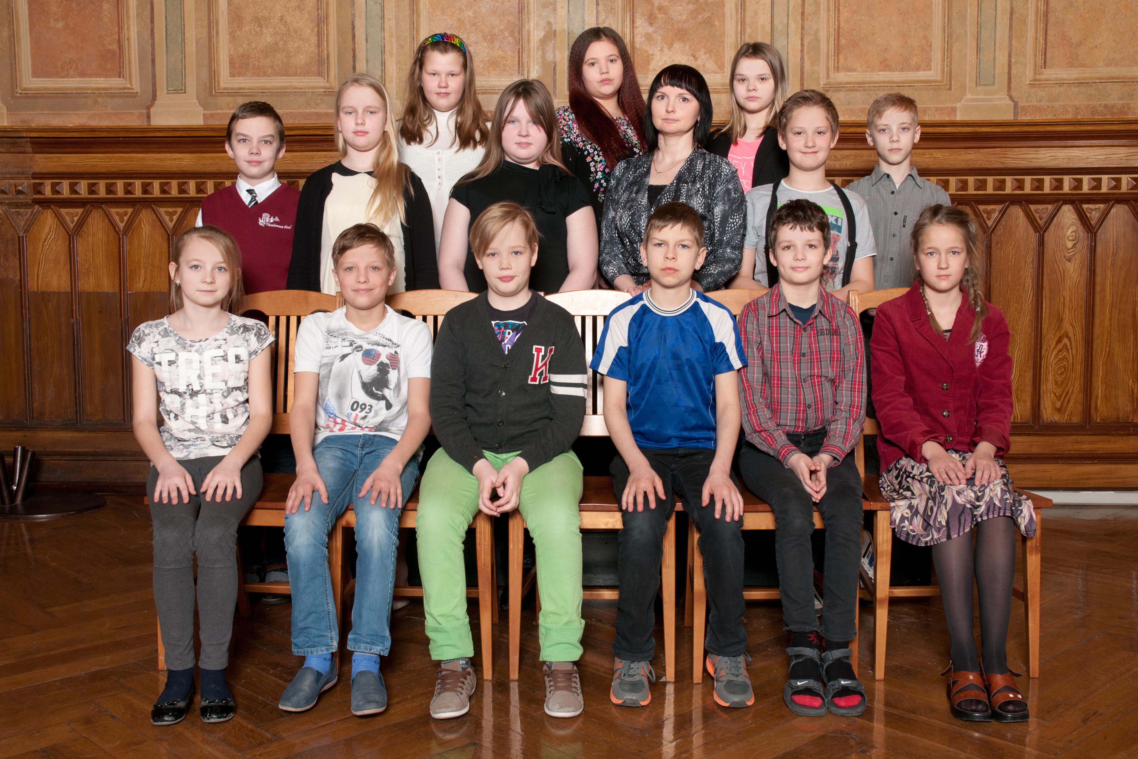 Https vprklass ru 5 klass. 5 Класс фото. 5 Класс фото для группы. 5 А класс мальчики вс девочки.